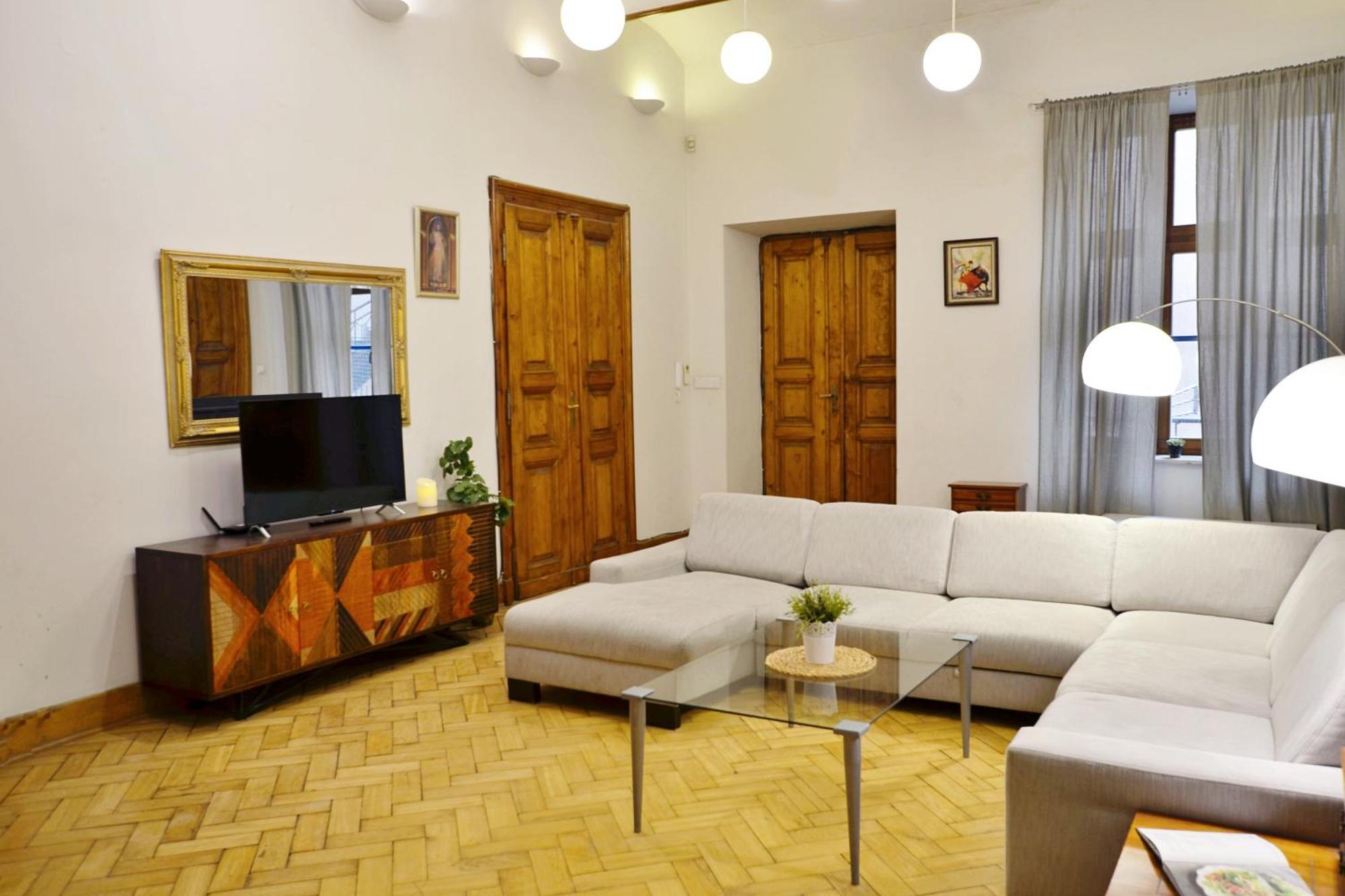 P&j Floriańska Apartament *